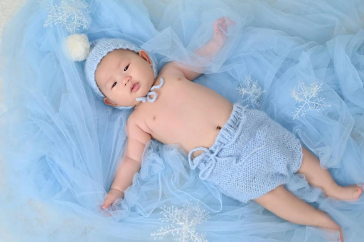 弥勒7个月宝宝喝水量 弥勒7个月宝宝喝水量